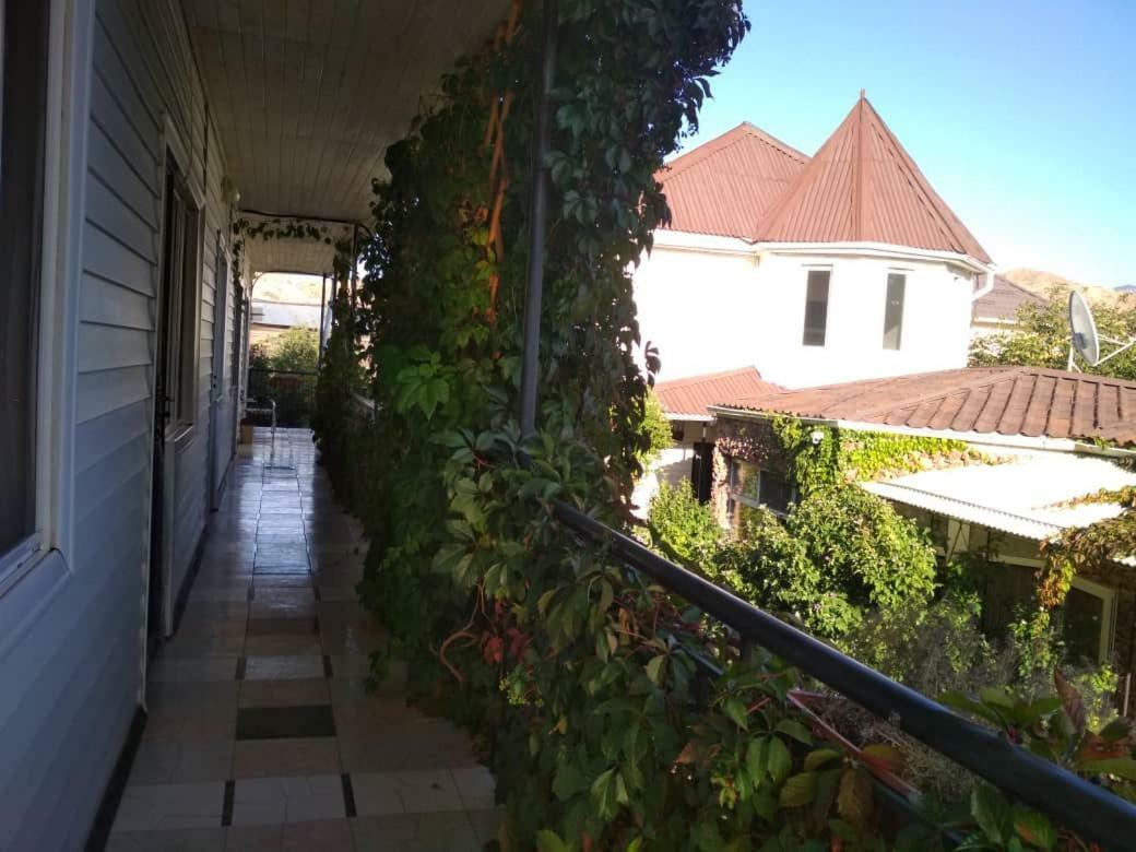 Guest House Fairy Tale Kaji-Say Екстер'єр фото